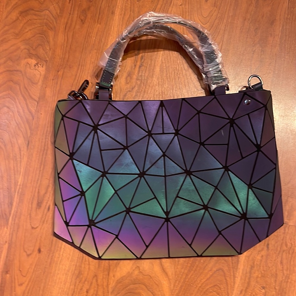 Geometric Luminous Tote Holographic Purse Reflective Leather Irredescent